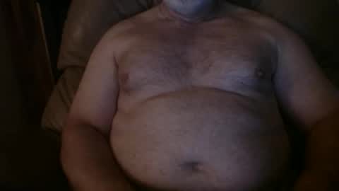 Snapshot of huntermark1 chatting on 04-06-26, 03:04 huntermark1 online show from 04-06-26, 03:04