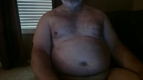 Snapshot of huntermark1 chatting on 04-21-26, 01:06 huntermark1 online show from 04-21-26, 01:06