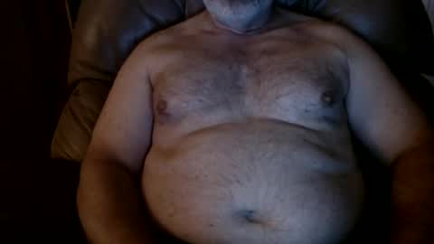 Snapshot of huntermark1 chatting on 05-28-26, 02:42 huntermark1 online show from 05-28-26, 02:42