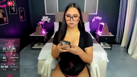 HELLO HANNAH IS BACK online show from 08-03-26, 10:32