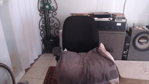 Hunter XX 420 online show from 01-22-25, 05:28