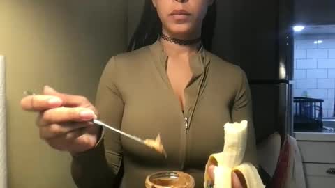 Goddess Hunyy online show from 04-19-26, 10:45