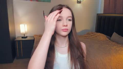Snapshot of hwadwellingham chatting on 04-13-26, 07:03 Lily online show from 04-13-26, 07:03