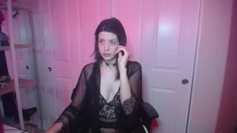 Snapshot of hxrmx_xtc chatting on 01-19-26, 01:09 herma online show from 01-19-26, 01:09