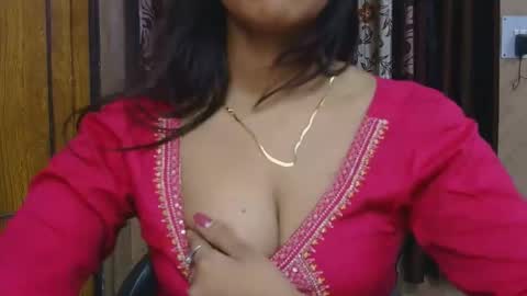 Snapshot of hy_siry chatting on 05-15-26, 06:53 Siry online show from 05-15-26, 06:53