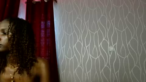 Gaga online show from 07-25-26, 12:25