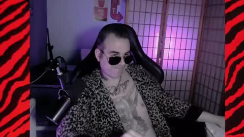Snapshot of hypnosexray chatting on 01-16-25, 02:30 Mistress Magenta online show from 01-16-25, 02:30