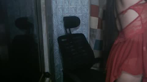 Kim online show from 12-12-24, 11:07