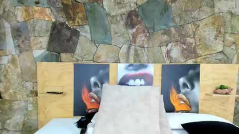 The Dolls online show from 02-10-25, 05:47