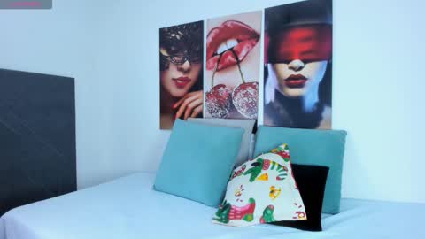 The Dolls online show from 12-17-25, 07:09