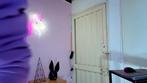 kelvis online show from 01-12-26, 06:40