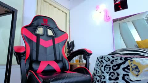 kelvis online show from 04-05-26, 09:28