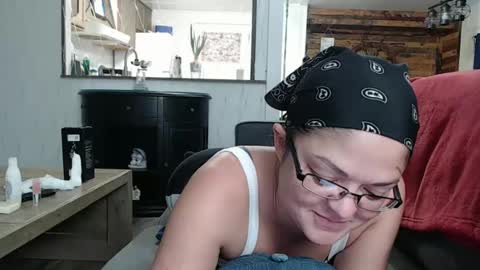 Snapshot of i_fetishize_u chatting on 01-30-25, 07:26 ShortStuff online show from 01-30-25, 07:26