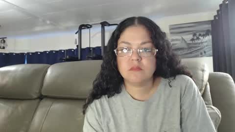 Snapshot of i_fetishize_u chatting on 03-24-26, 06:46 ShortStuff online show from 03-24-26, 06:46
