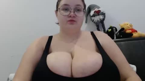 Dominika online show from 12-29-24, 05:44