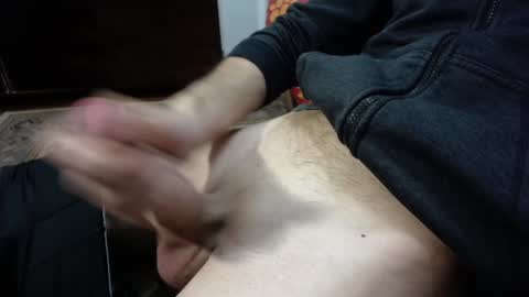 Snapshot of i_like_older_men chatting on 01-08-25, 06:09 i_like_older_men online show from 01-08-25, 06:09