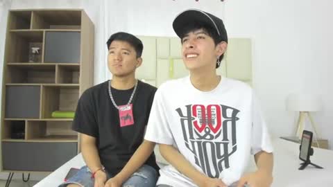 Isak online show from 07-30-26, 11:42