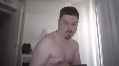 iaguy0587 online show from 03-09-26, 07:51