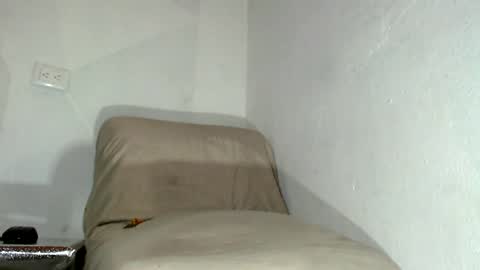 Snapshot of iam_colt chatting on 04-16-26, 09:43 David Colt online show from 04-16-26, 09:43