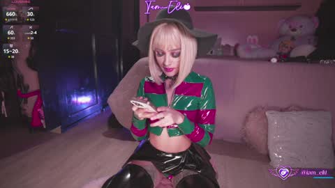       online show from 10-17-25, 09:28