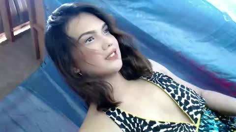 iam_emcy online show from 06-11-26, 03:48