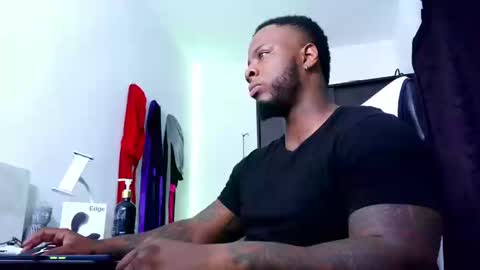 Mr H Independent model online show from 09-20-25, 01:06