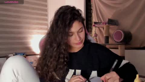 Snapshot of iam_nikki chatting on 01-15-25, 07:59 On instagram Imm NikkiHelp me reach 100 likes online show from 01-15-25, 07:59