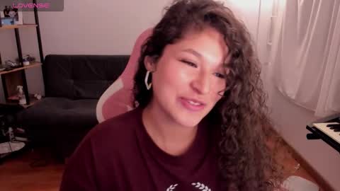 On instagram Imm  NikkiHelp me reach 100 likes online show from 11-21-25, 02:21