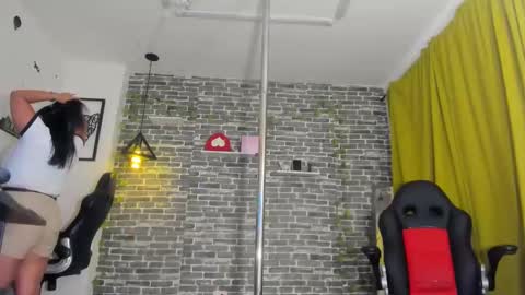 Samy   online show from 02-15-25, 06:01