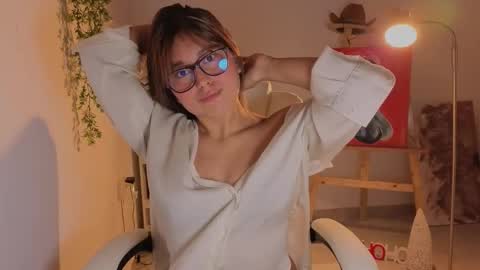     online show from 11-12-25, 09:36