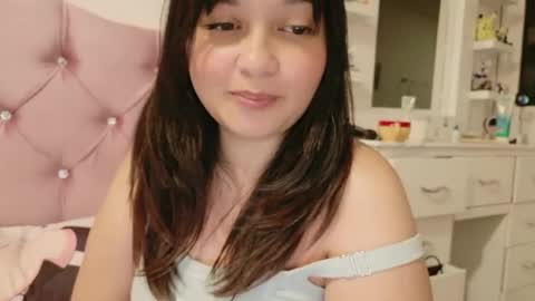 Snapshot of iam_zoechan chatting on 07-21-26, 04:48 Zoe 3 online show from 07-21-26, 04:48