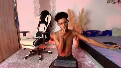 iamandrey_ online show from 07-21-26, 01:52