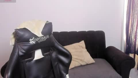 Dylan  independent model  online show from 04-09-26, 04:23