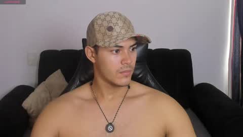 Snapshot of iamdylan777 chatting on 04-25-26, 01:36 Dylan independent model online show from 04-25-26, 01:36