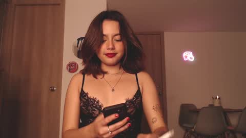 Julieta online show from 12-31-24, 05:00