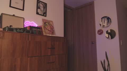 Julieta online show from 01-13-25, 01:02