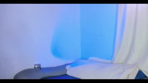 Lara online show from 05-08-26, 04:01