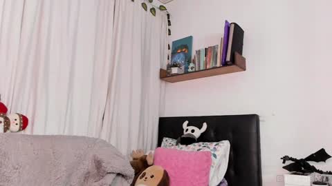 Snapshot of iammelody_ chatting on 12-27-24, 06:57 Mel  online show from 12-27-24, 06:57