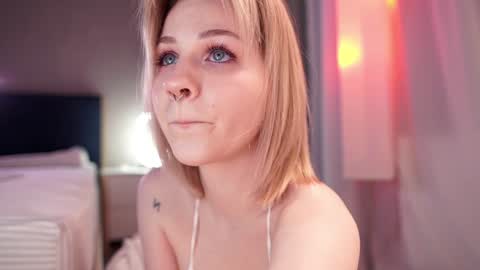 Snapshot of iamninamint chatting on 01-05-25, 07:17 Nina  online show from 01-05-25, 07:17