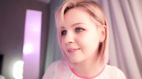 Snapshot of iamninamint chatting on 02-02-25, 08:51 Nina  online show from 02-02-25, 08:51