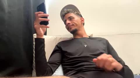 Snapshot of iamsazon chatting on 11-04-25, 08:41 IAmSazon online show from 11-04-25, 08:41