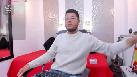 Snapshot of ian_tomson chatting on 10-27-25, 11:58       online show from 10-27-25, 11:58