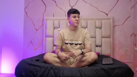 Ian  online show from 03-05-26, 08:38