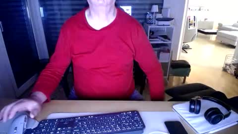 iandy12 online show from 04-05-26, 10:40