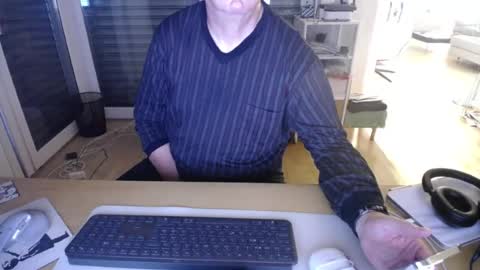iandy12 online show from 06-15-26, 10:01