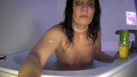 icarley8338 online show from 02-18-26, 05:03