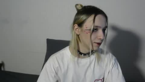 Jade online show from 03-12-26, 03:07