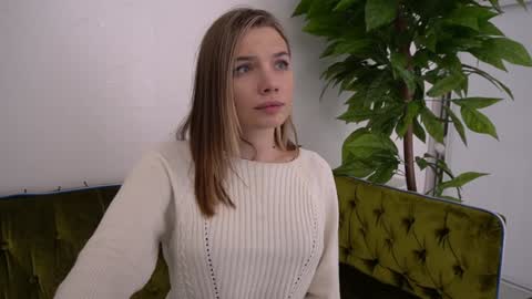 Danielle online show from 01-12-25, 07:42