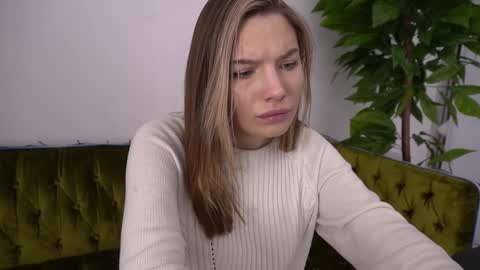 Danielle online show from 01-13-25, 02:21