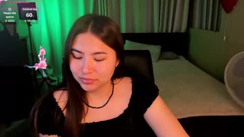 Aiza online show from 06-19-26, 01:21
